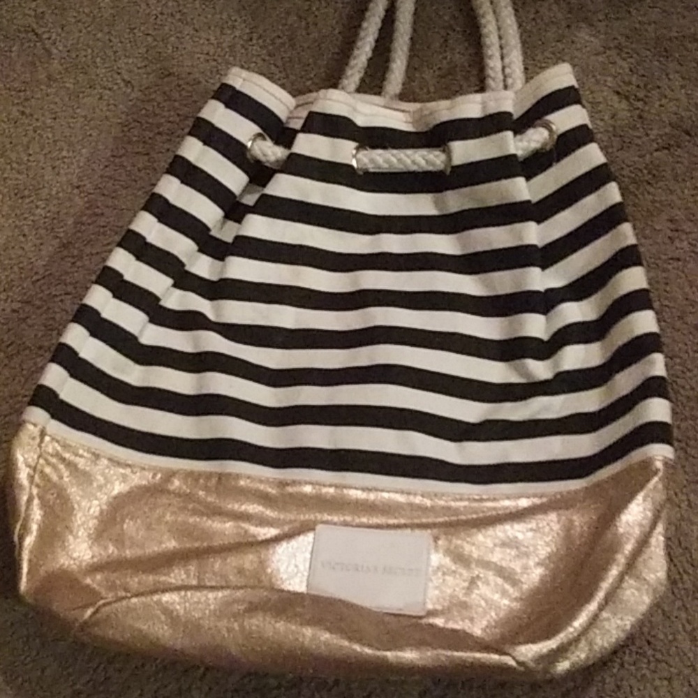 Victoria secret beach bag, brand new.